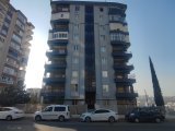 Karaköprü 2. 35 metre cadde üstü 4+2 odalı 360 m² Satılık Dublex Daire